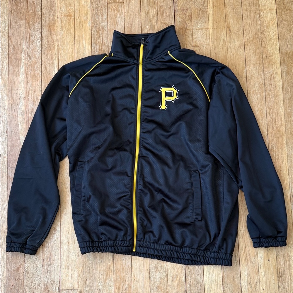 VINTAGE Pirates men’s track jacket